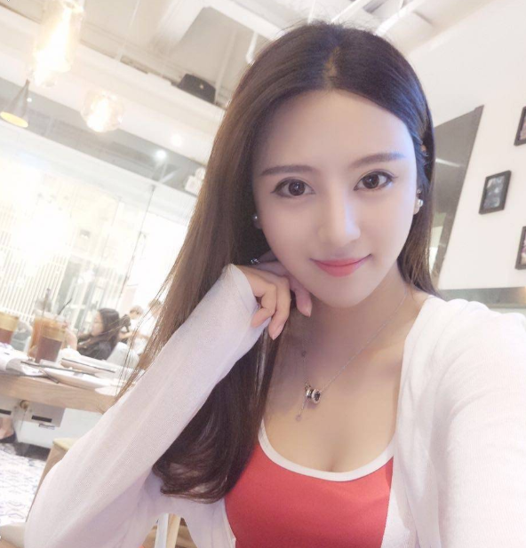 验证兼职学妹，美妙好身材，手法娴熟十分舒服